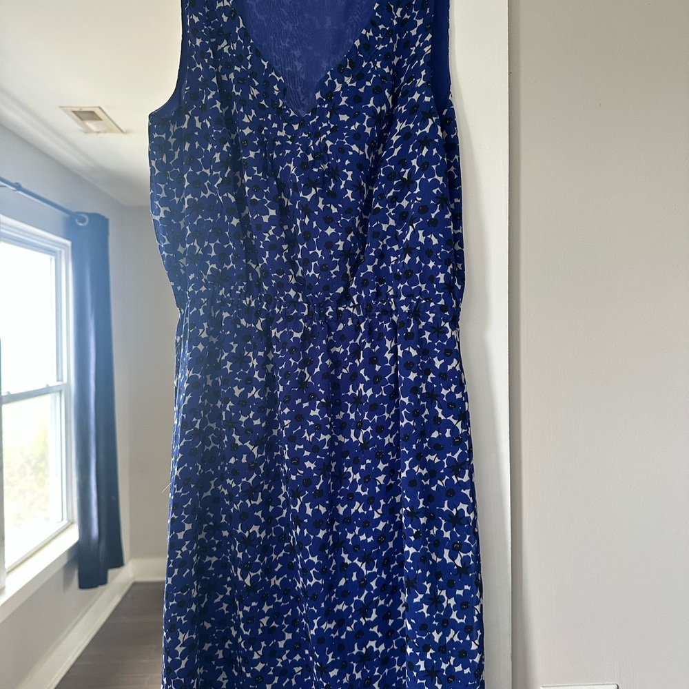 Elegant Blue Floral Dress